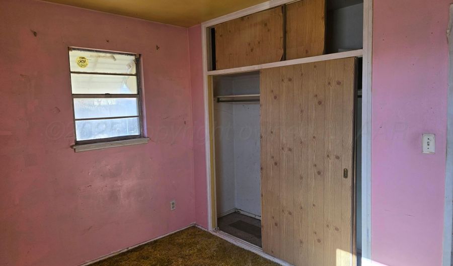 2501 N Bolton St, Amarillo, TX 79107 - 3 Beds, 1 Bath