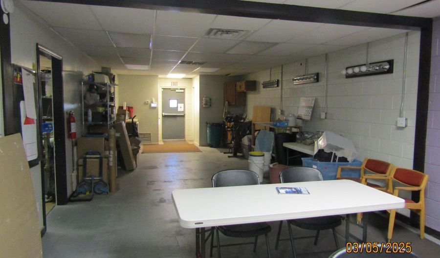 813 S First St, Artesia, NM 88210 - 0 Beds, 1 Bath