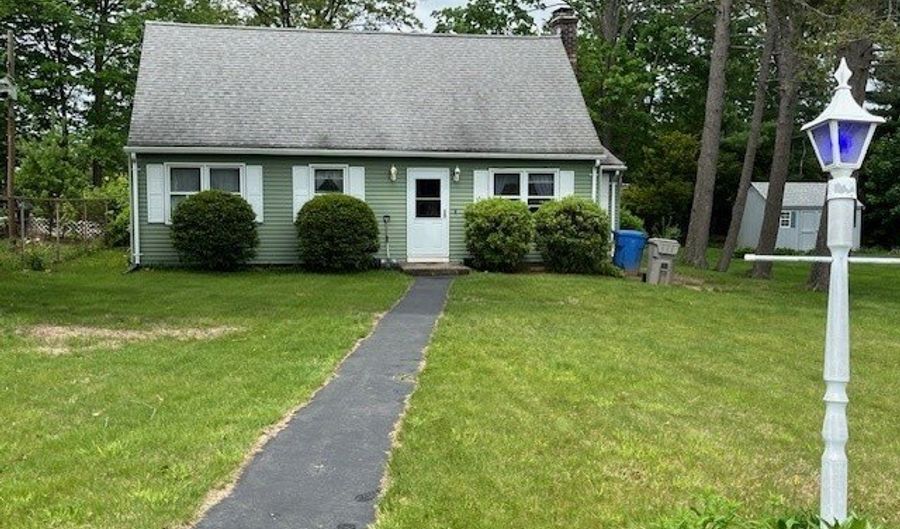 138 New St, Bristol, CT 06010 - 3 Beds, 2 Bath