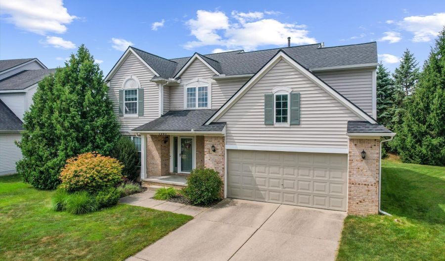 1965 Harley Ct, Ann Arbor, MI 48103 - 4 Beds, 3 Bath
