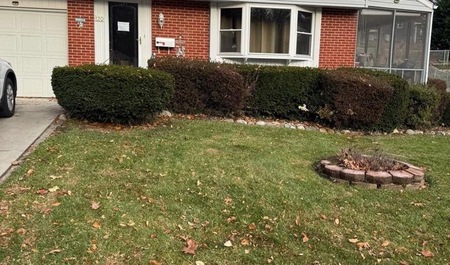 120 HILLDALE Ct, Claymont, DE 19703 - 3 Beds, 3 Bath