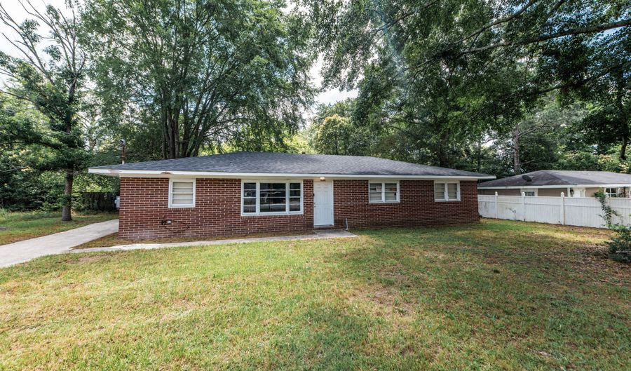 5460 Bloomfield, Macon, GA 31206 - 4 Beds, 2 Bath