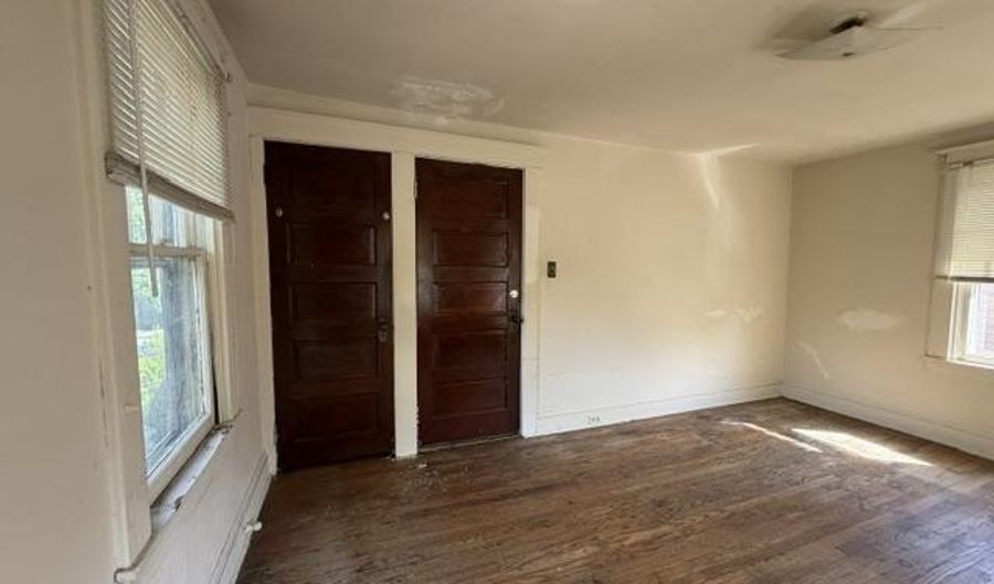 40 MUNROE Ct, Annapolis, MD 21401 - 3 Beds, 1 Bath