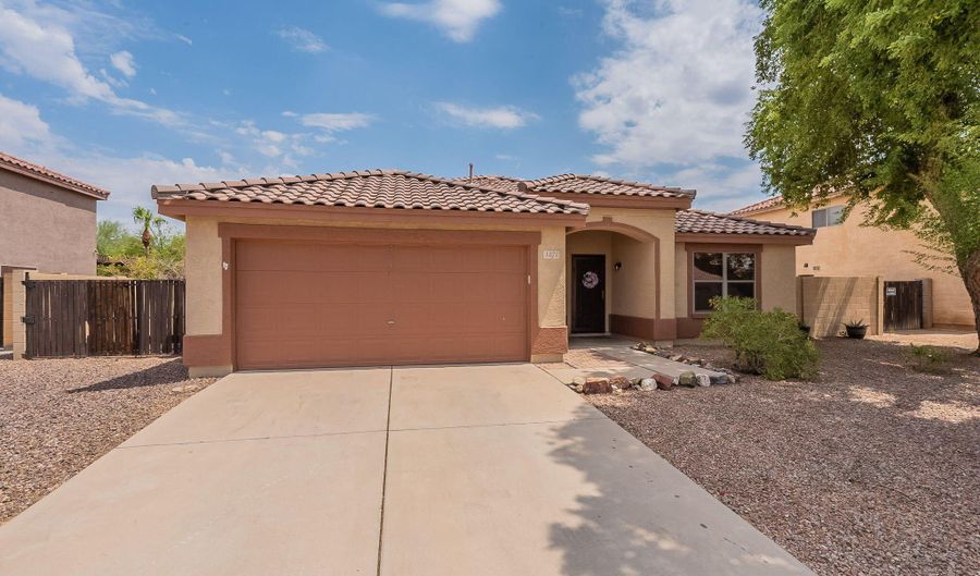 1371 S WAYNE Dr, Chandler, AZ 85286 - 3 Beds, 2 Bath