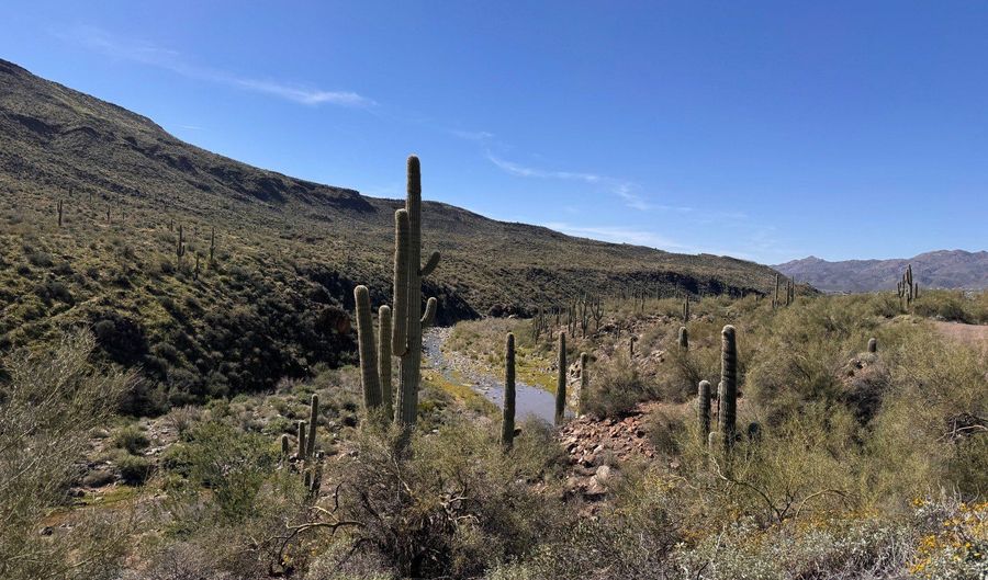 E Ranch Road, Black Canyon City, AZ 85324 - 0 Beds, 0 Bath