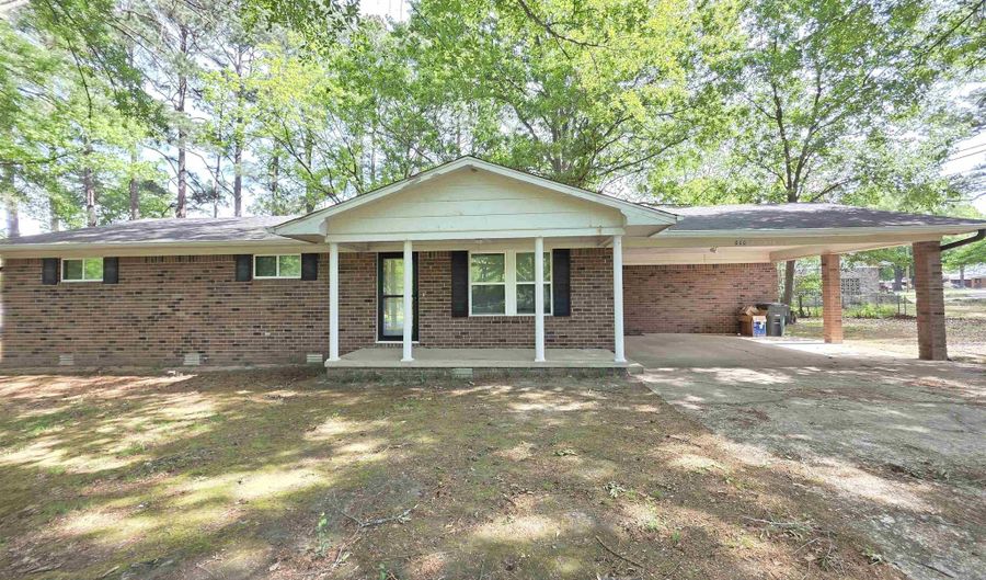 600 Walker St, Bald Knob, AR 72010 - 3 Beds, 2 Bath
