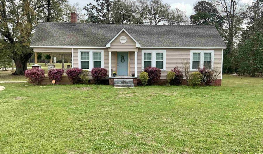 510 N White Ave, Bay Minette, AL 36507 - 2 Beds, 1 Bath