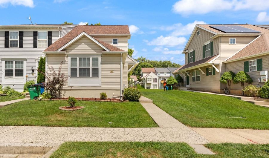 354 WOODLAND GREEN Ct, Aberdeen, MD 21001 - 3 Beds, 3 Bath