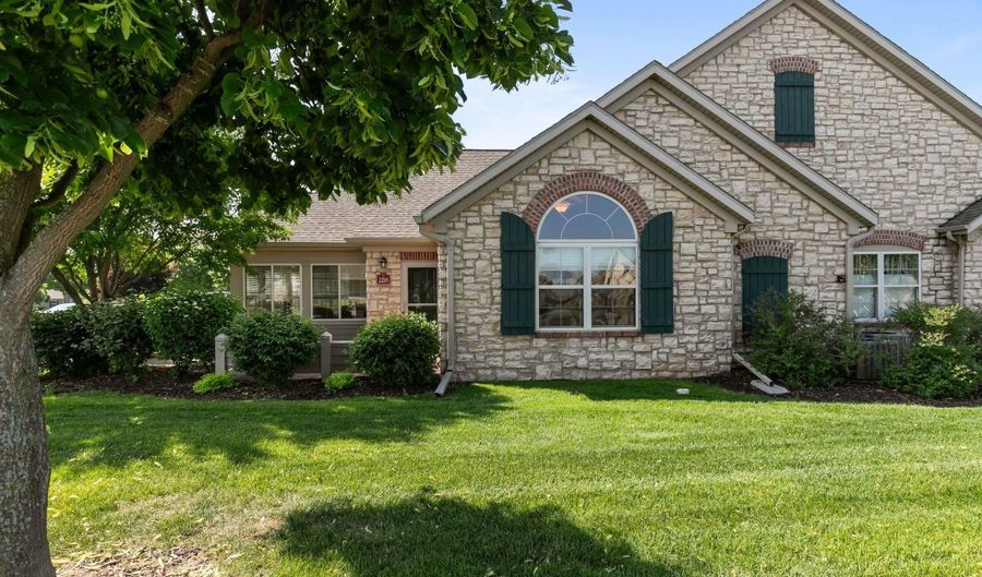 2215 E TUSCANY Way 62, Appleton, WI 54913 - 2 Beds, 2 Bath