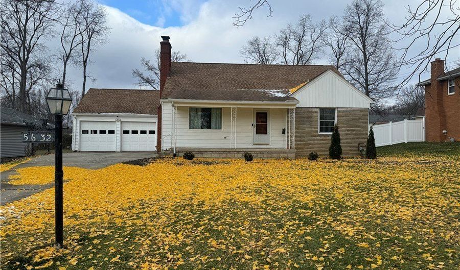 5632 Tarrytown Ln, Austintown, OH 44515 - 3 Beds, 2 Bath