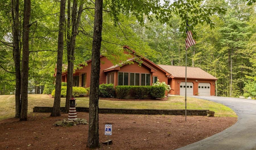 168 Deer Ridge Dr, Barrington, NH 03825 - 3 Beds, 2 Bath