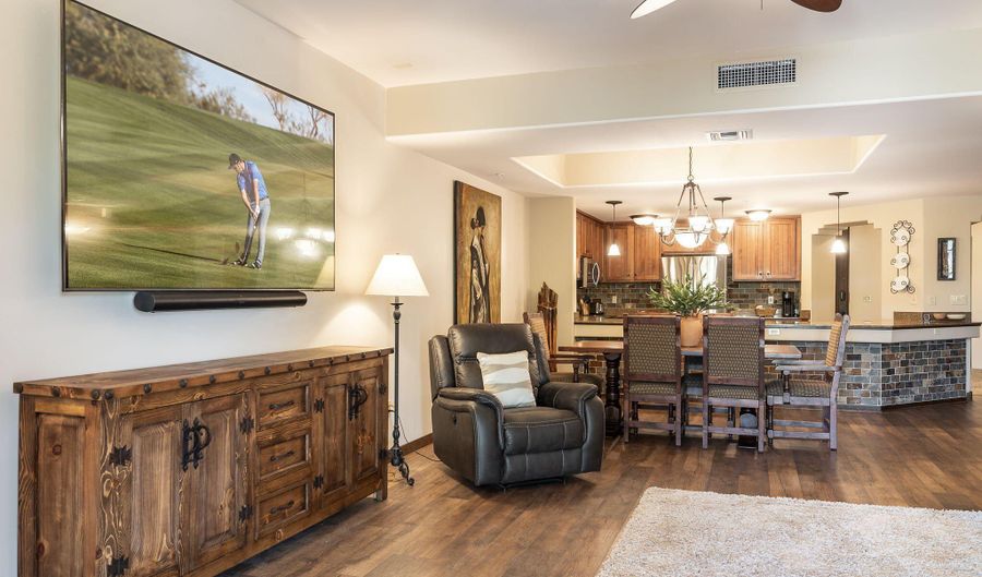 36601 N MULE TRAIN Rd A5, Carefree, AZ 85377 - 2 Beds, 2 Bath