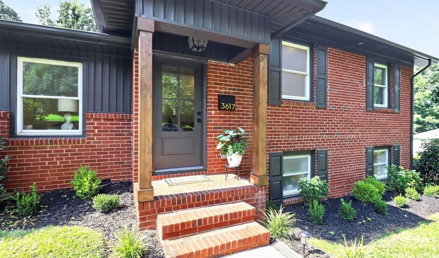 3617 Woodleaf Rd, Charlotte, NC 28205 - 4 Beds, 3 Bath