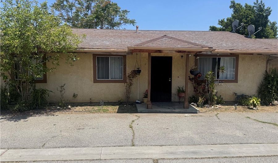 14222 Filmore St, Arleta, CA 91331 - 3 Beds, 2 Bath