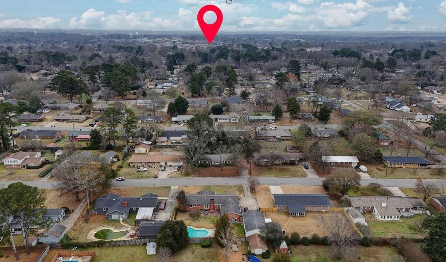 413 Apple Ave, Albertville, AL 35950 - 4 Beds, 3 Bath