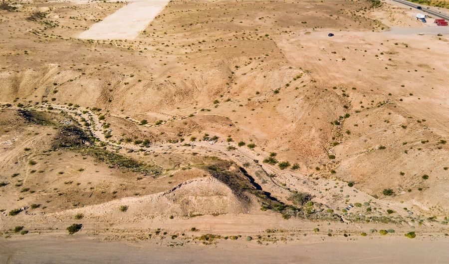 1957 N Oatman Rd, Bullhead City, AZ 86442 - 0 Beds, 0 Bath