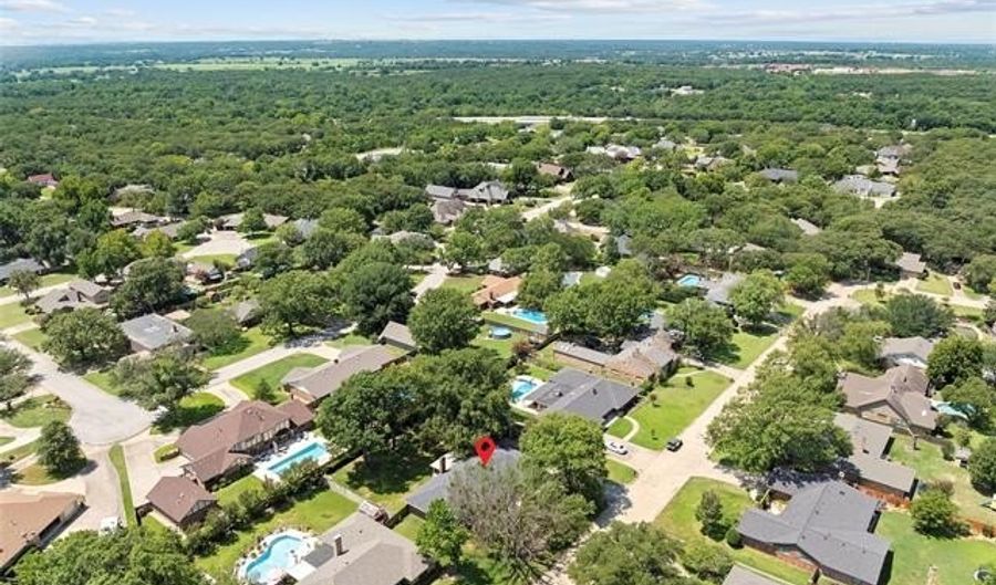 2208 Hickory Dr, Ardmore, OK 73401 - 4 Beds, 3 Bath