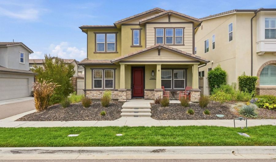 21410 Trail Blazer Ln, Escondido, CA 92029 - 5 Beds, 4 Bath