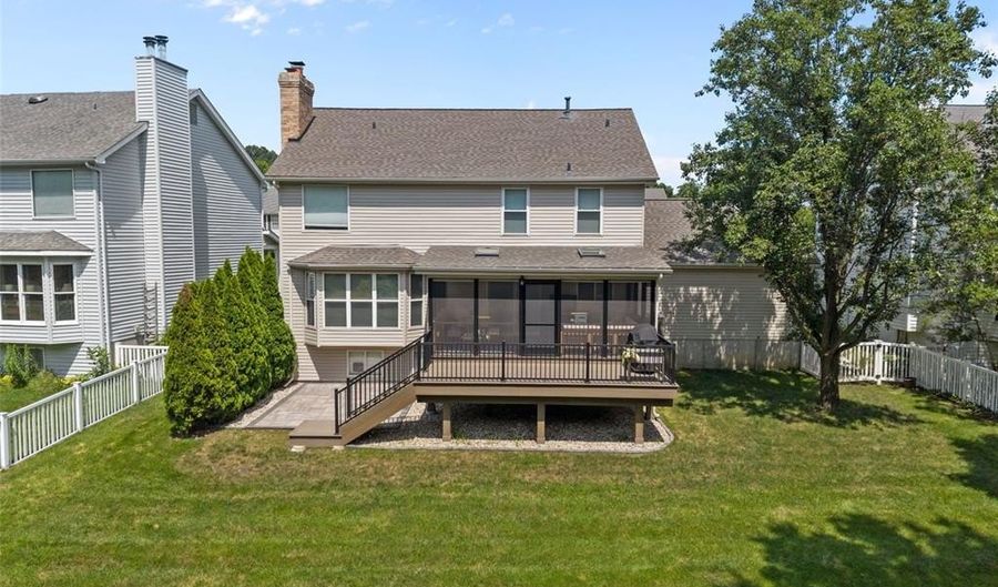 2535 Barrett Springs Dr, Ballwin, MO 63021 - 4 Beds, 4 Bath