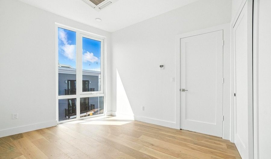 38 Hichborn 203, Boston, MA 02135 - 1 Beds, 1 Bath