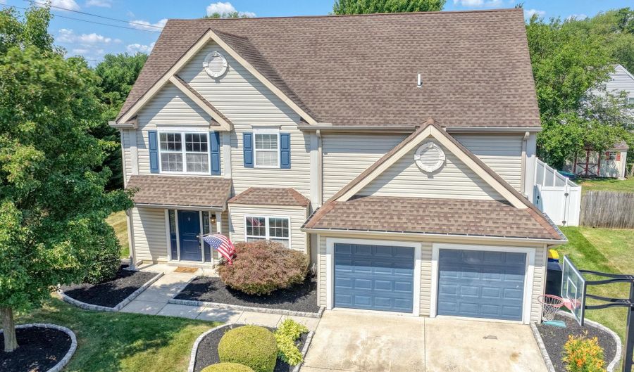 2 HEATHERFIELD Way, Dover, DE 19904 - 3 Beds, 3 Bath