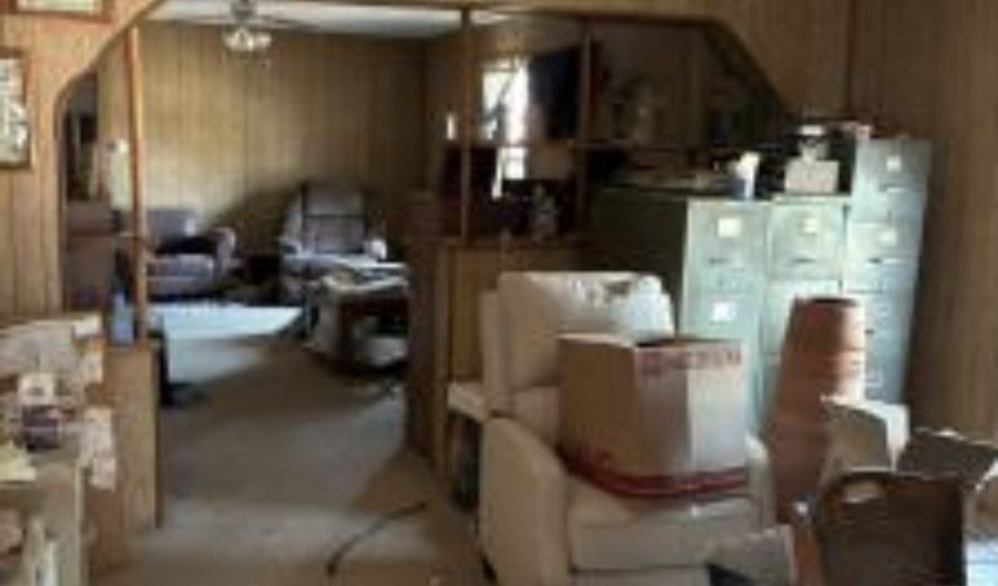 505 Avenue C, Abernathy, TX 79311 - 2 Beds, 1 Bath