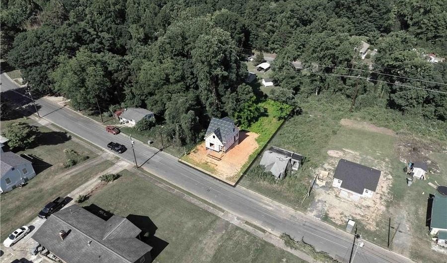 500 Loach St, Asheboro, NC 27203 - 3 Beds, 3 Bath