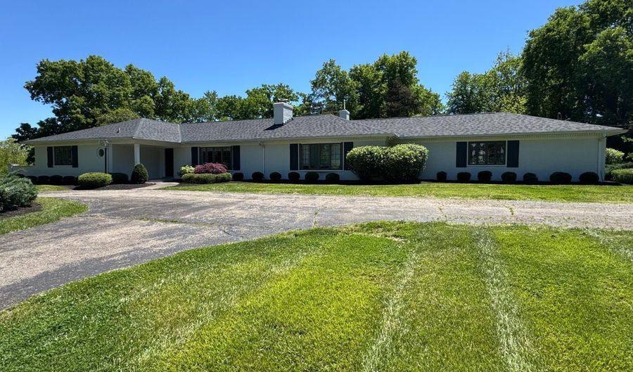 6730 Bennett Rd, Anderson Twp., OH 45230 - 4 Beds, 4 Bath