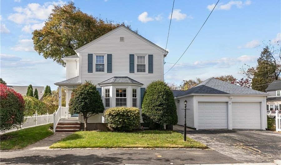 1 Fales St, East Providence, RI 02915 - 3 Beds, 2 Bath