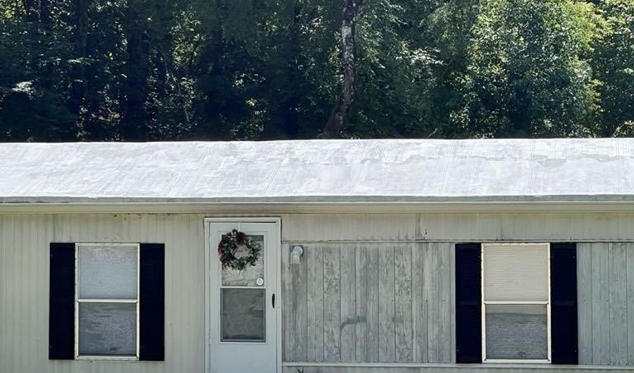 478 LEDBETTER Rd, Anniston, AL 36201 - 3 Beds, 2 Bath