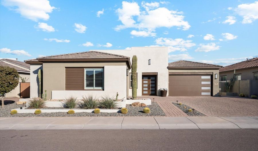 4216 E PRESCOTT Pl, Chandler, AZ 85249 - 5 Beds, 4 Bath