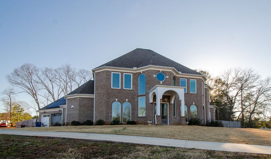 331 Wages, Auburn, GA 30011 - 4 Beds, 4 Bath
