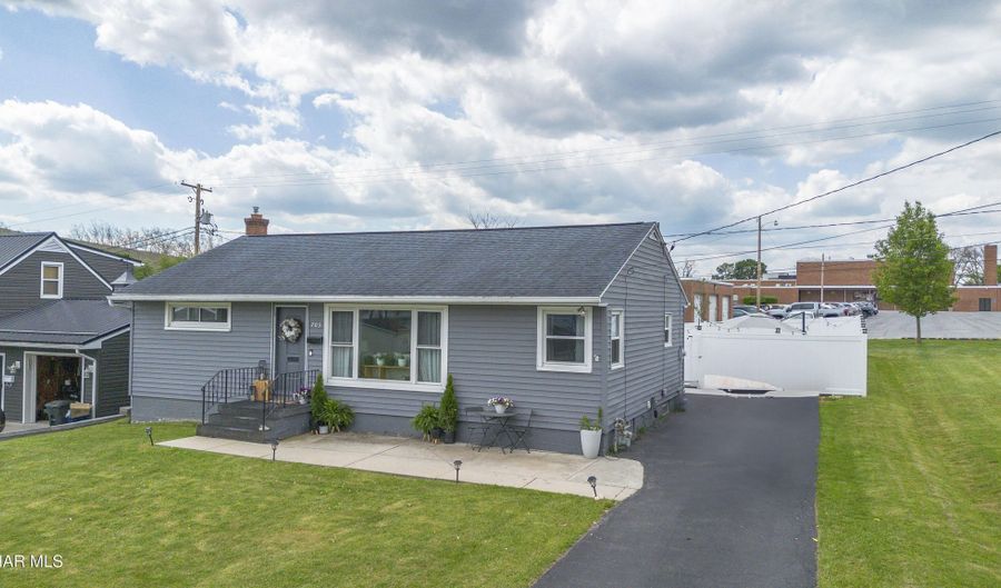 703 Olmes St, Altoona, PA 16602 - 4 Beds, 2 Bath