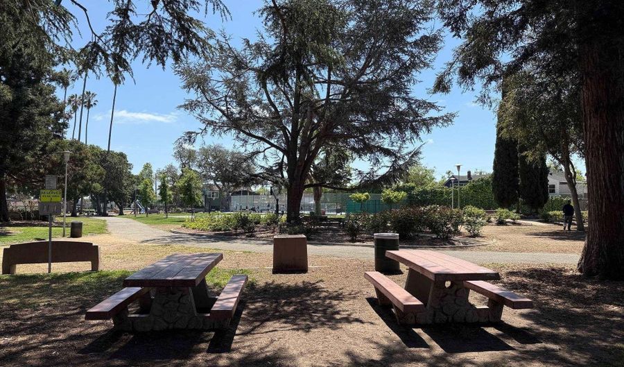 3206 Garfield Ave, Alameda, CA 94501 - 2 Beds, 1 Bath