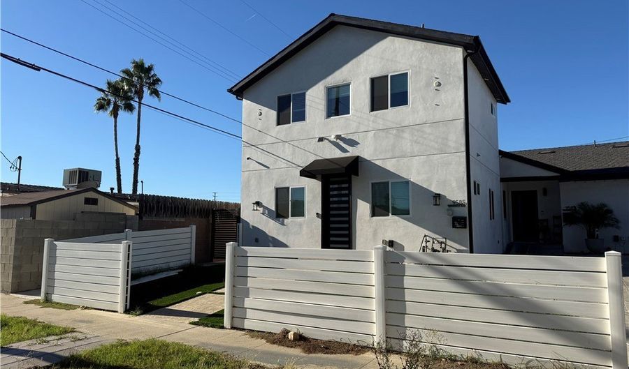 9585 Woodale Ave, Arleta, CA 91331 - 2 Beds, 2 Bath