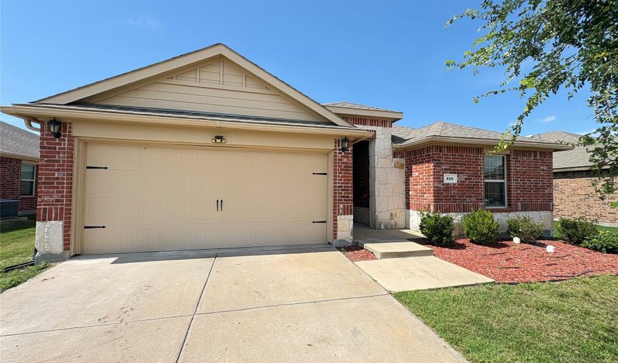 215 Woodland St, Anna, TX 75409 - 4 Beds, 2 Bath