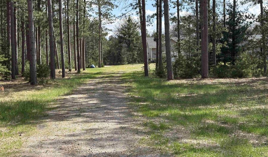 1617 Browndeer Dr, Arkdale, WI 54613 - 3 Beds, 2 Bath