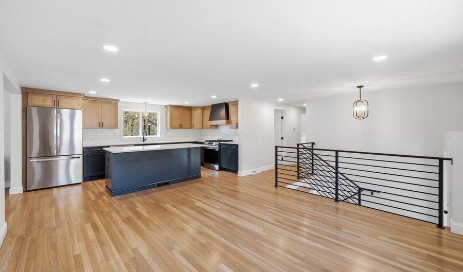 44 Wildbrook Rd, Billerica, MA 01821 - 4 Beds, 2 Bath