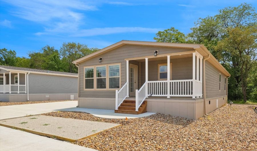7368 BERWICK Dr 8, Ankeny, IA 50021 - 3 Beds, 2 Bath