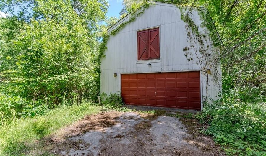 1857 Old Louisquisset Pike, Lincoln, RI 02865 - 4 Beds, 3 Bath