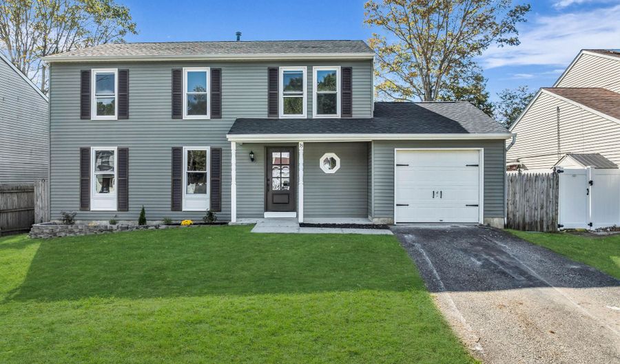 35 Bayside Ave, Barnegat, NJ 08005 - 3 Beds, 2 Bath