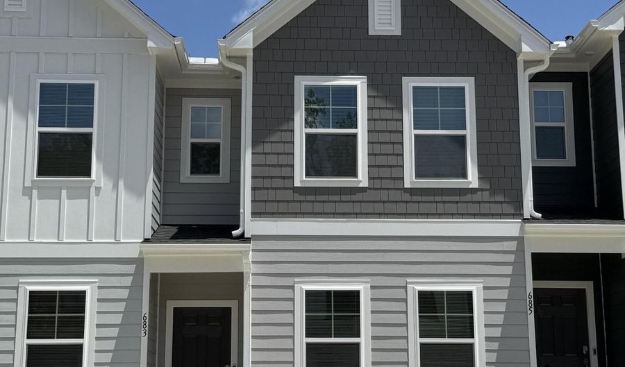 683 Mirkwood Ave, Apex, NC 27523 - 2 Beds, 3 Bath