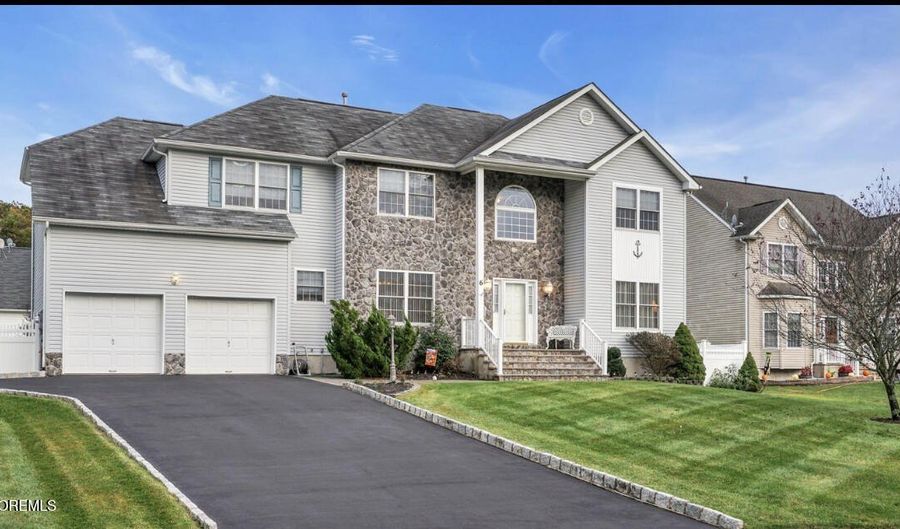 6 Key Largo Ct, Bayville, NJ 08721 - 4 Beds, 2 Bath