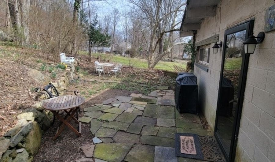 14 A Foothill Ln 1, White Twp., NJ 07863 - 1 Beds, 1 Bath