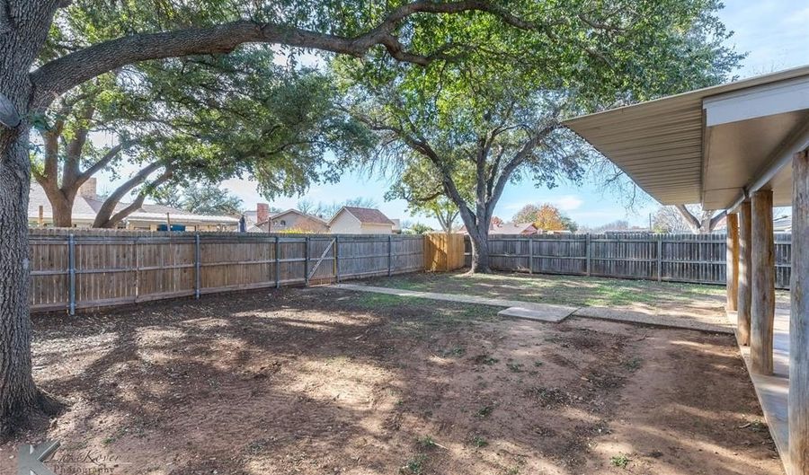 3133 Primrose Dr, Abilene, TX 79606 - 3 Beds, 2 Bath