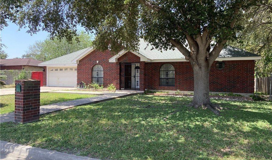 905 Franco Dr, Alice, TX 78332 - 3 Beds, 3 Bath