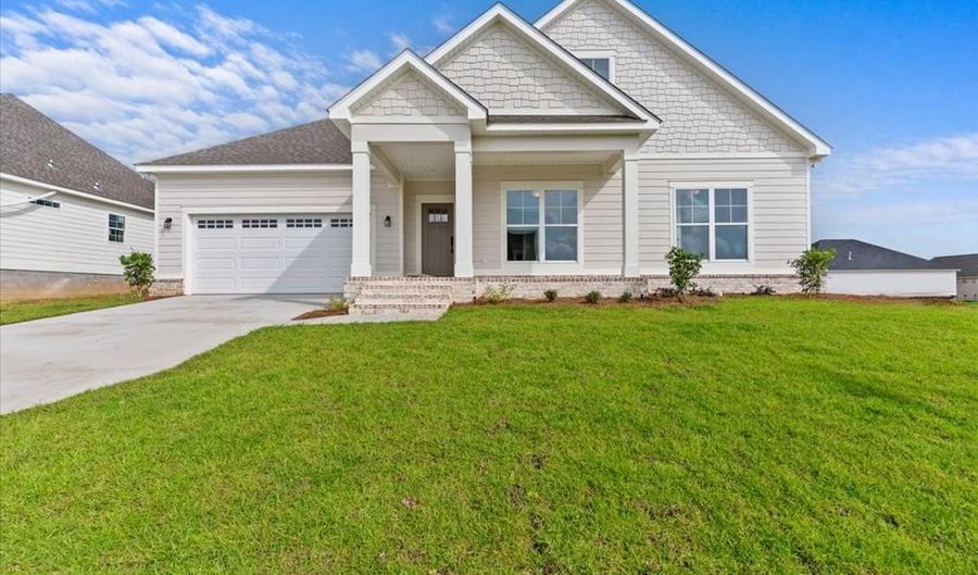 222 Elliot Dr, Dothan, AL 36350 - 4 Beds, 3 Bath