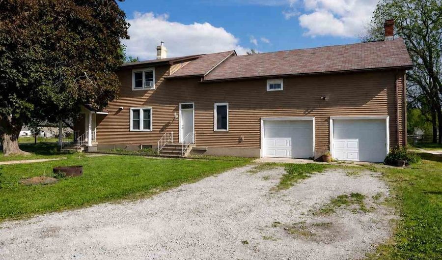 410 6th Ave, Amana, IA 52203 - 3 Beds, 2 Bath