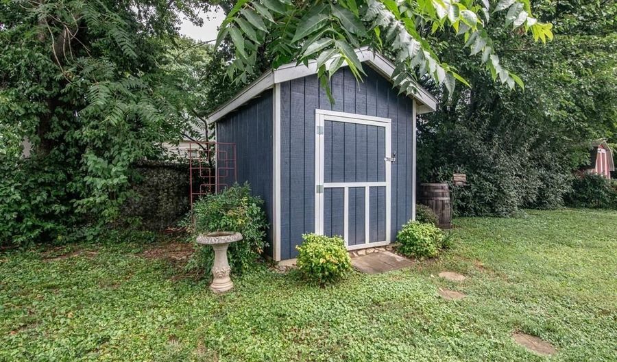 203 Demaree Dr, Bardstown, KY 40004 - 3 Beds, 2 Bath