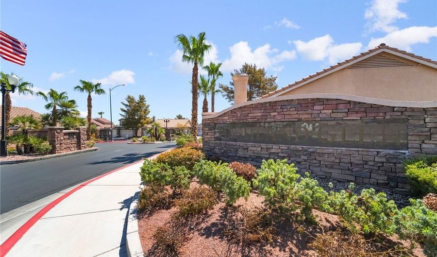 1583 Comfort Hills St, Henderson, NV 89014 - 5 Beds, 3 Bath